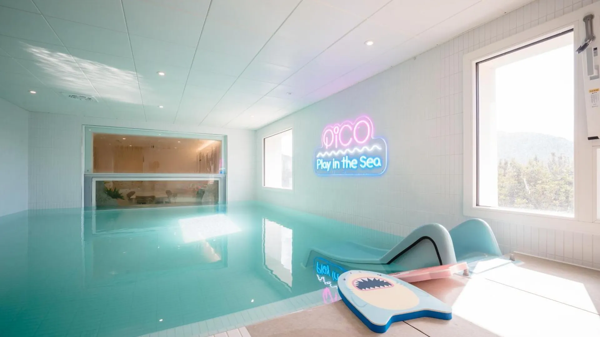 Pico Kids Pool Villa Busan 0*,