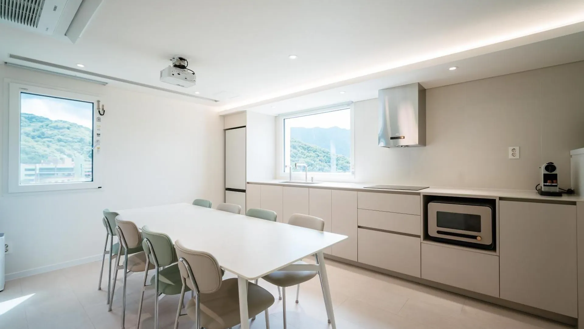 Pico Kids Pool Villa Busan